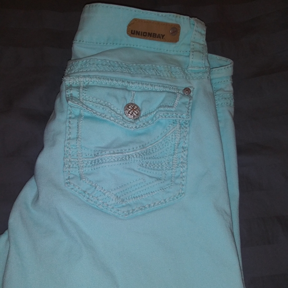 Cropped capris - Picture 4 of 4